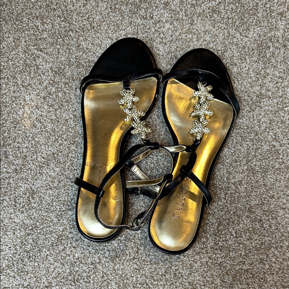 BNWT Talbots leather starfish sandals size 7